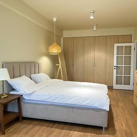 2 Bedroom On Ismail Corner Stefan Cel Mare, New Apartment, Chisinau Center! מראה חיצוני תמונה