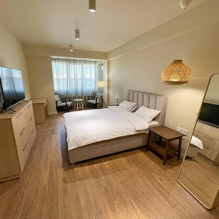 2 Bedroom On Ismail Corner Stefan Cel Mare, New Apartment, Chisinau Center! מראה חיצוני תמונה